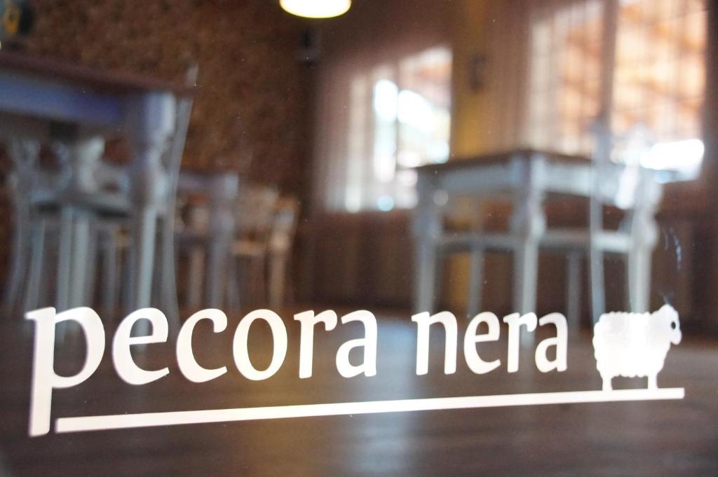 منزل الضيف Mosciano SantʼAngelo  في Country-House Pecora Nera المظهر الخارجي الصورة